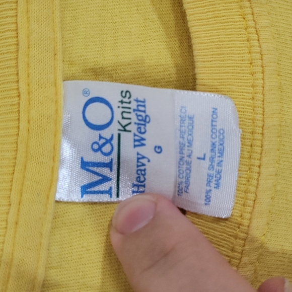 vintage 2000s Jamaican Bobsled team yellow large t-shirt - Picture 4 of 8